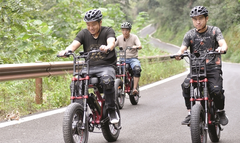 蕭產(chǎn)電動越野自行車暢銷國外