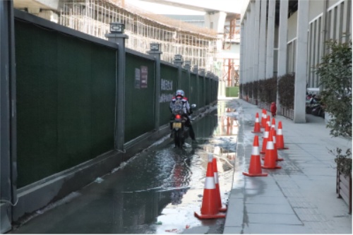 蕭山這個地鐵站附近道路長期水漫金山！誰負責(zé)？記者多方詢問…