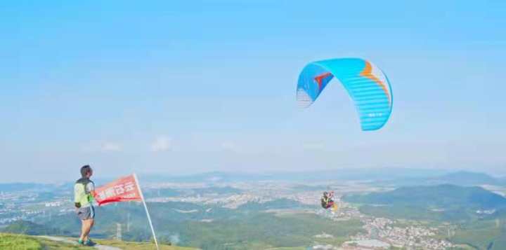 從星巴克在杭州“進(jìn)村上山”說起